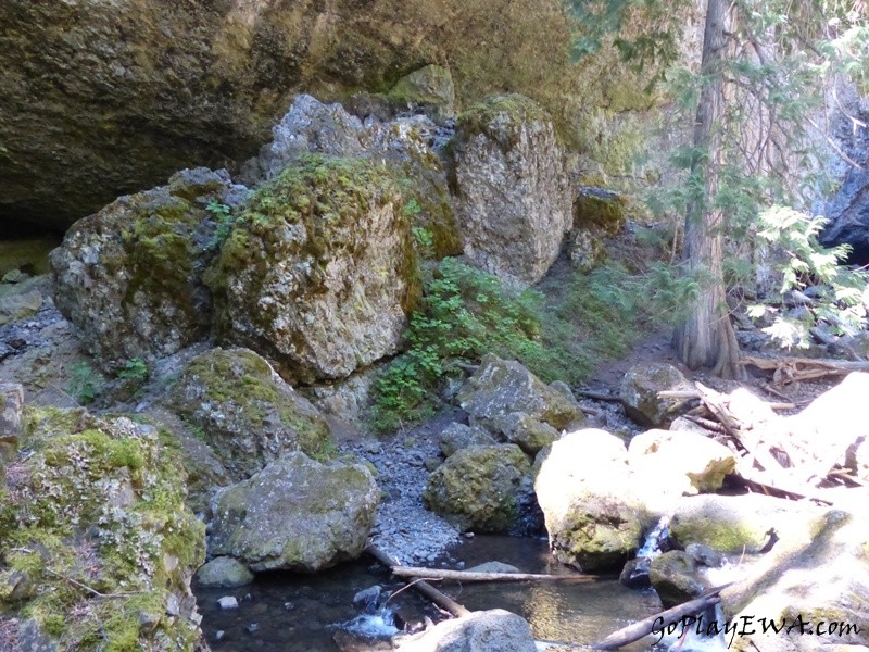 Boulder Cave