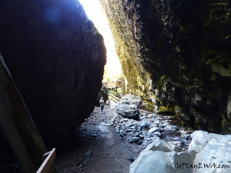 Boulder Cave