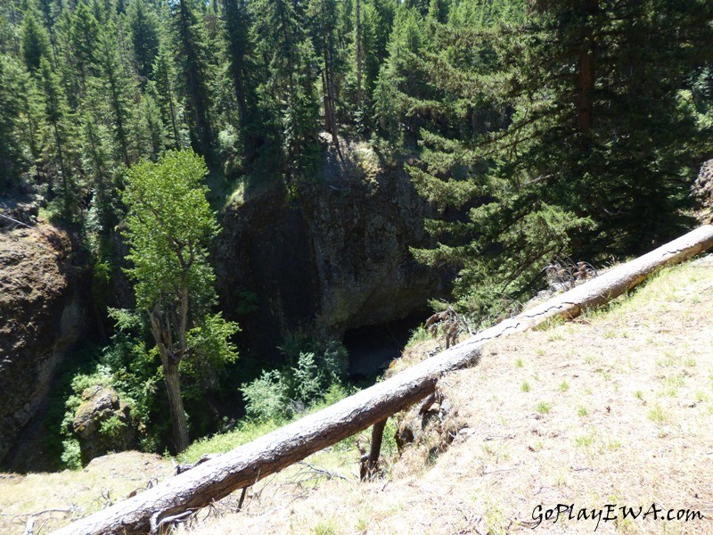 Boulder Cave