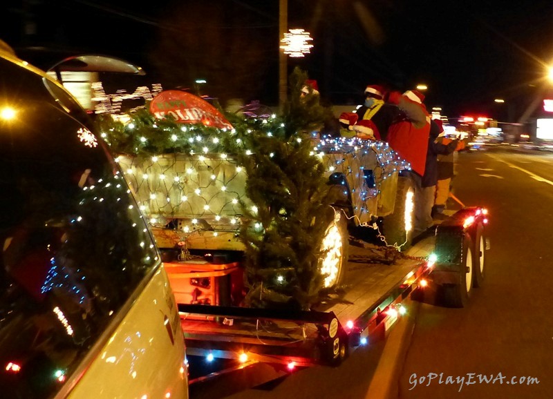 Selah Lighted Parade