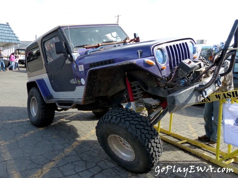 Selah Jeep Cruise