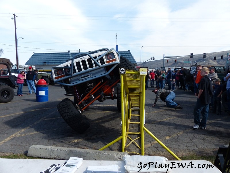 Selah Jeep Cruise