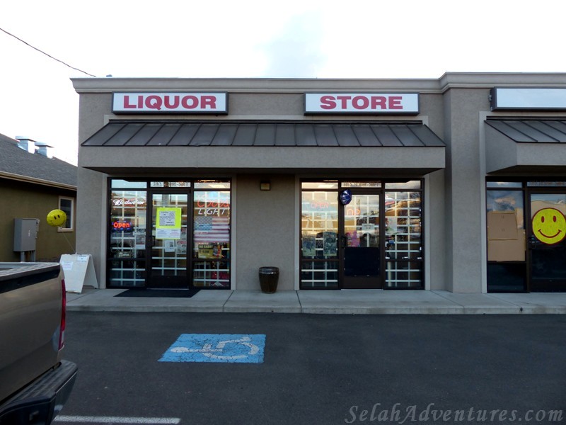 Selah Liquor & More Store