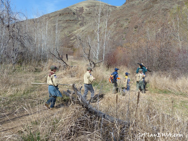 Selah Cub Scout Pack 276 Umtanum Creek hike