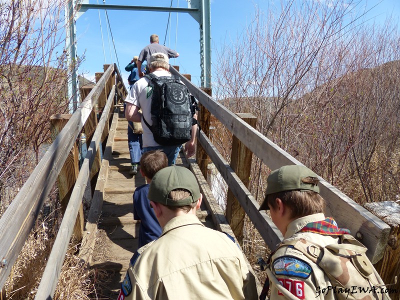 Selah Cub Scout Pack 276 Umtanum Creek hike