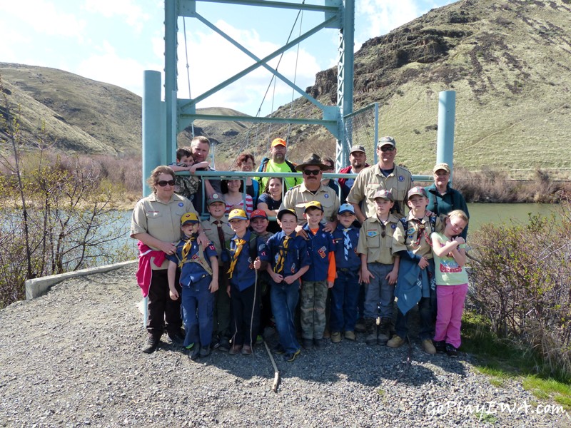 Selah Cub Scout Pack 276 Umtanum Creek hike