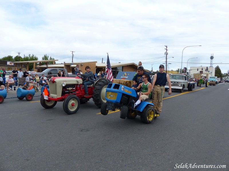 Selah Community Days