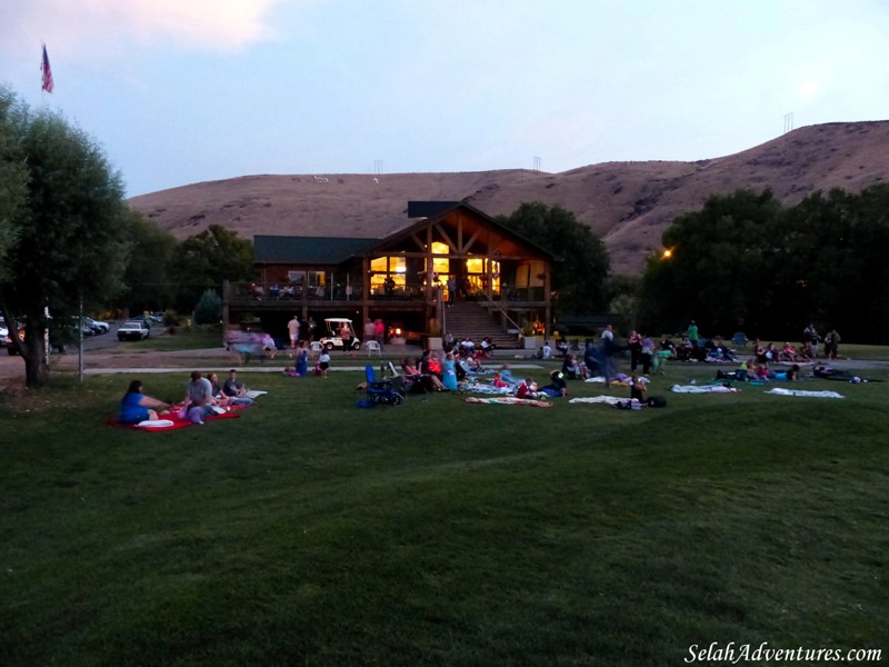 River Ridge Golf Course Movies on the Green