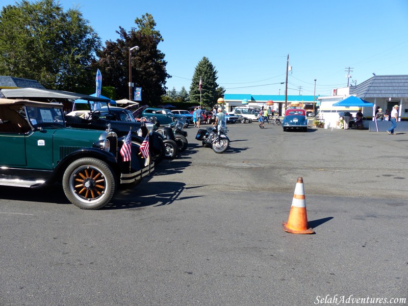 King's Row Skewered Apple Car Show