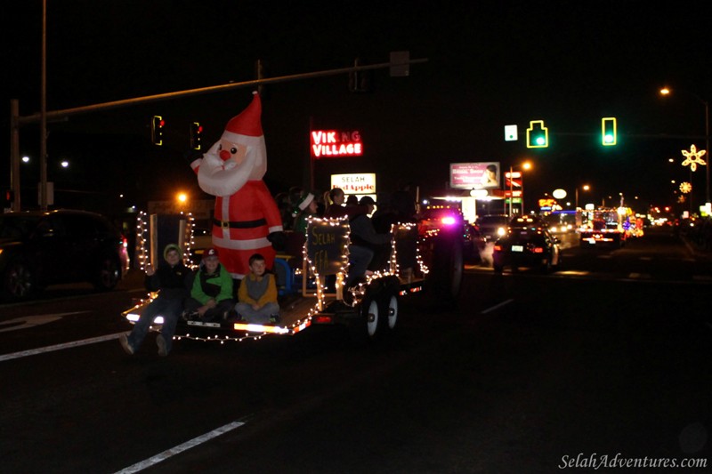 Selah Lighted Christmas Parade