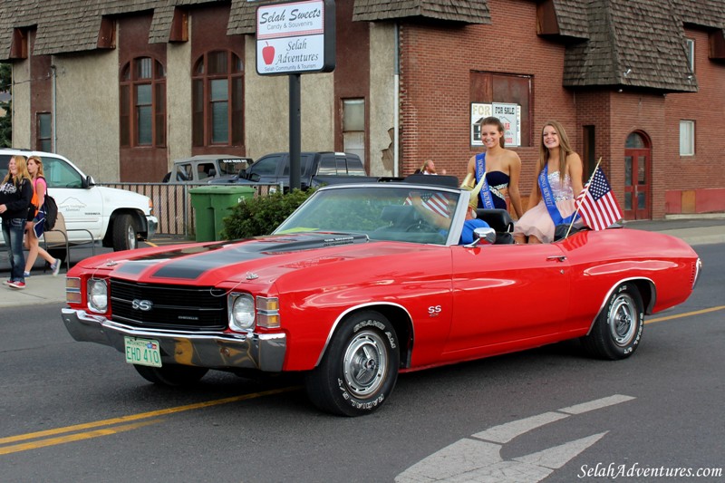 Selah Viking Pride Parade