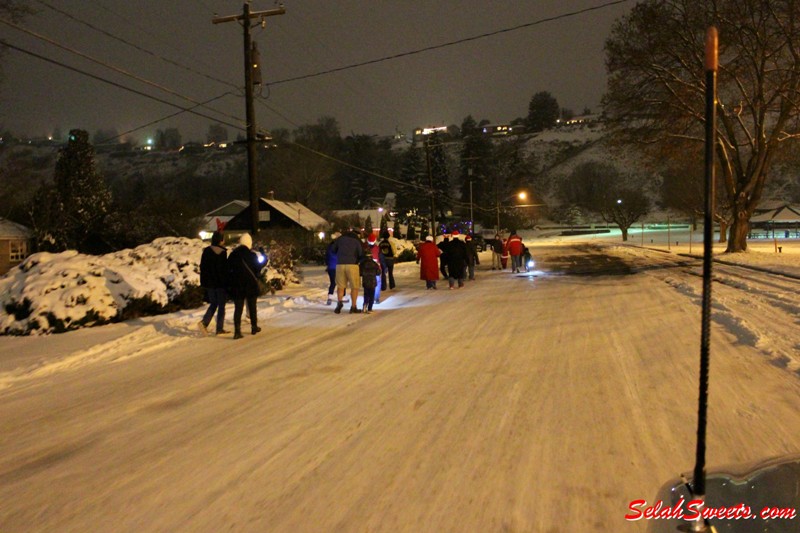 Selah Christmas Caroling