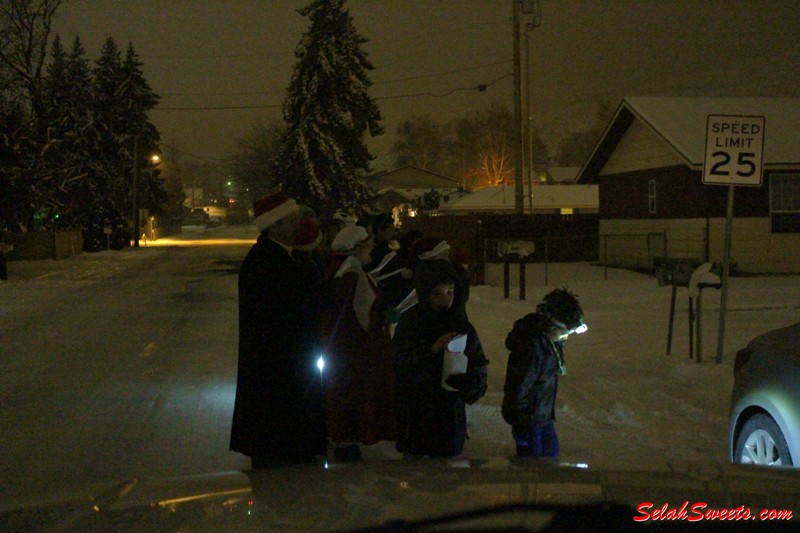 Selah Christmas Caroling