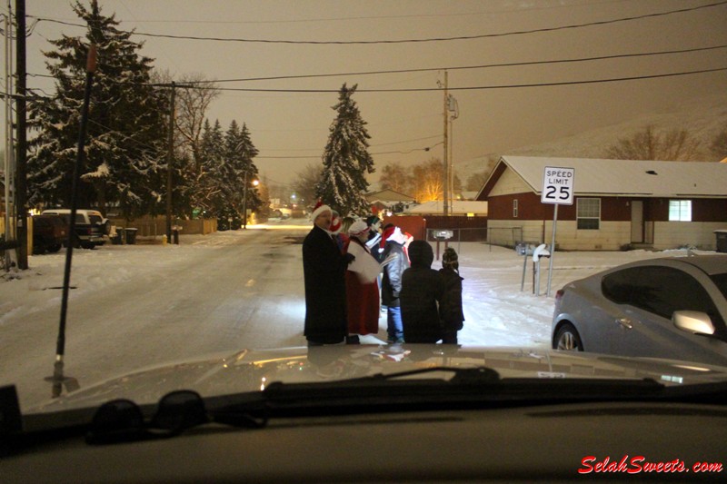 Selah Christmas Caroling