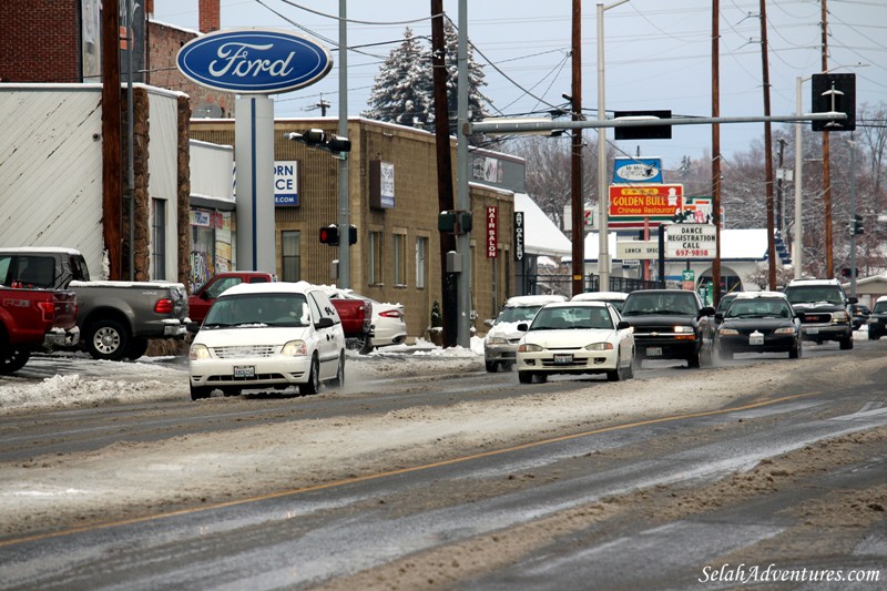 Downtown Selah Snow