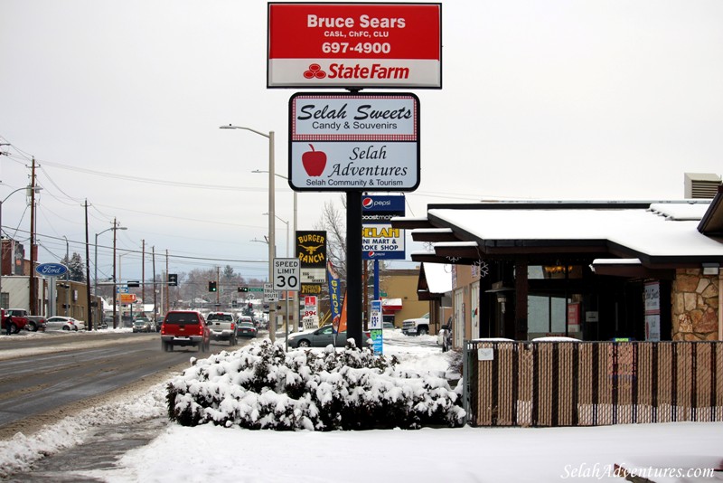 Downtown Selah Snow