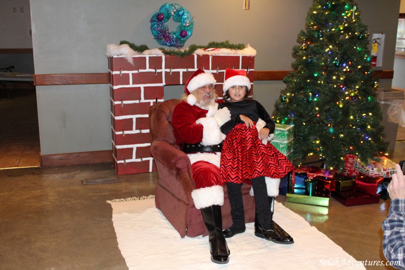 Selah Kiwanis Breakfast with Santa