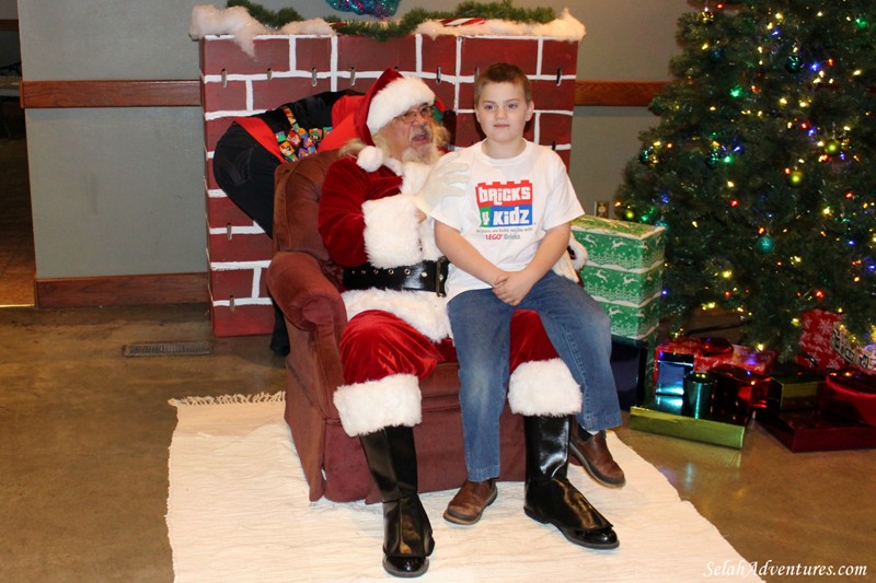 Selah Kiwanis Breakfast with Santa