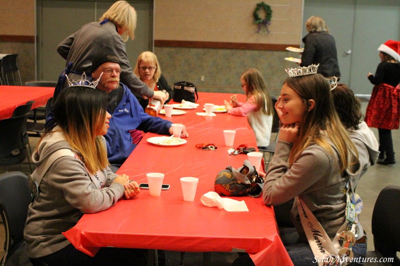 Selah Kiwanis Breakfast with Santa