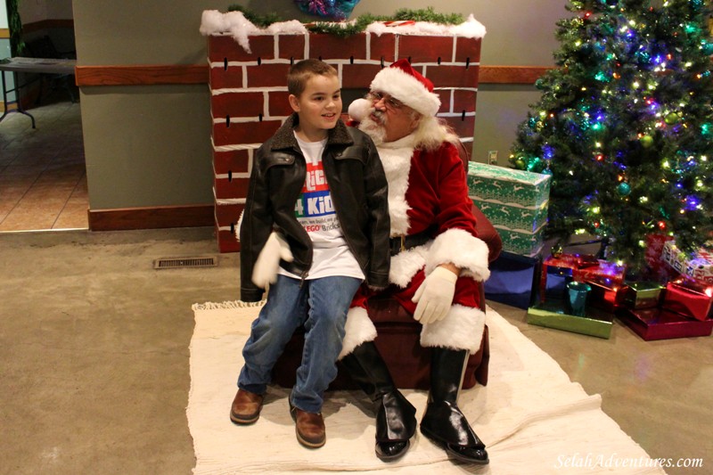 Selah Kiwanis Breakfast with Santa