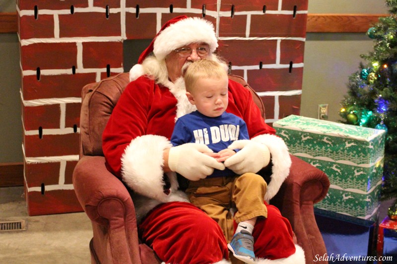 Selah Kiwanis Breakfast with Santa