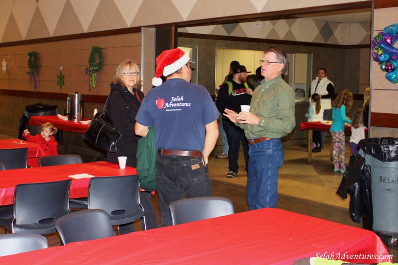 Selah Kiwanis Breakfast with Santa