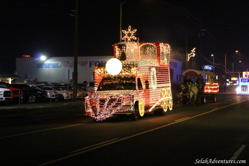 Photos Selah Lighted Christmas Parade Graham Family Farm