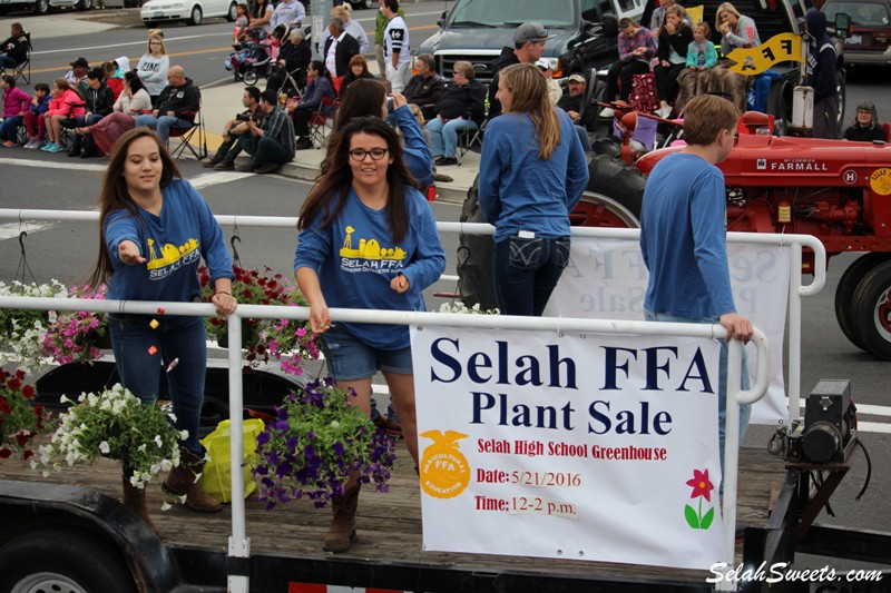 Selah Community Days