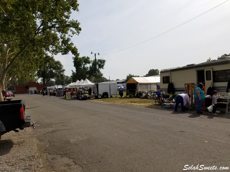 Kennewick Giant Swap Meet