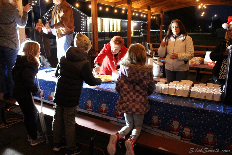 Christmas Night in Naches