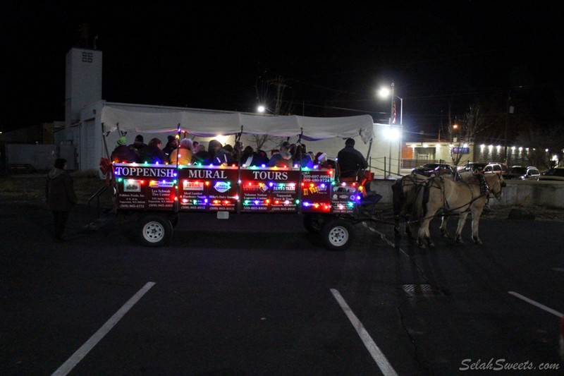 Christmas Night in Naches