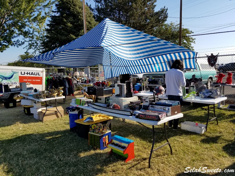 Kennewick Giant Swap Meet