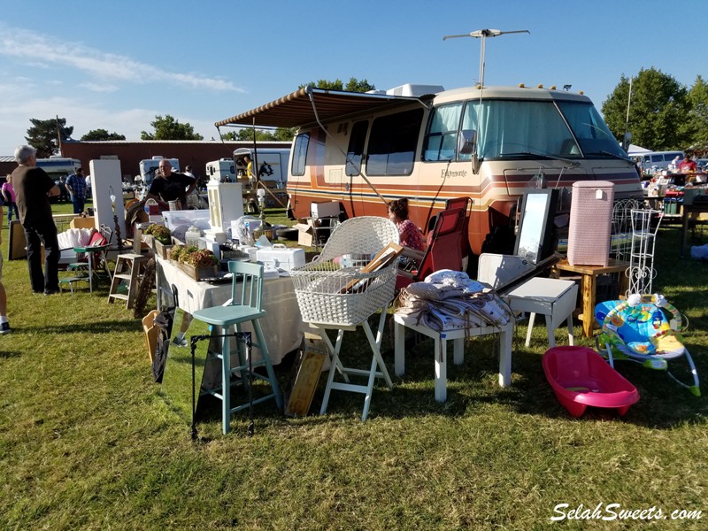 Kennewick Giant Swap Meet