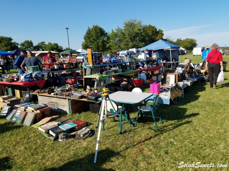 Kennewick Giant Swap Meet