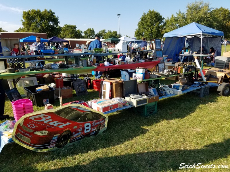 Kennewick Giant Swap Meet