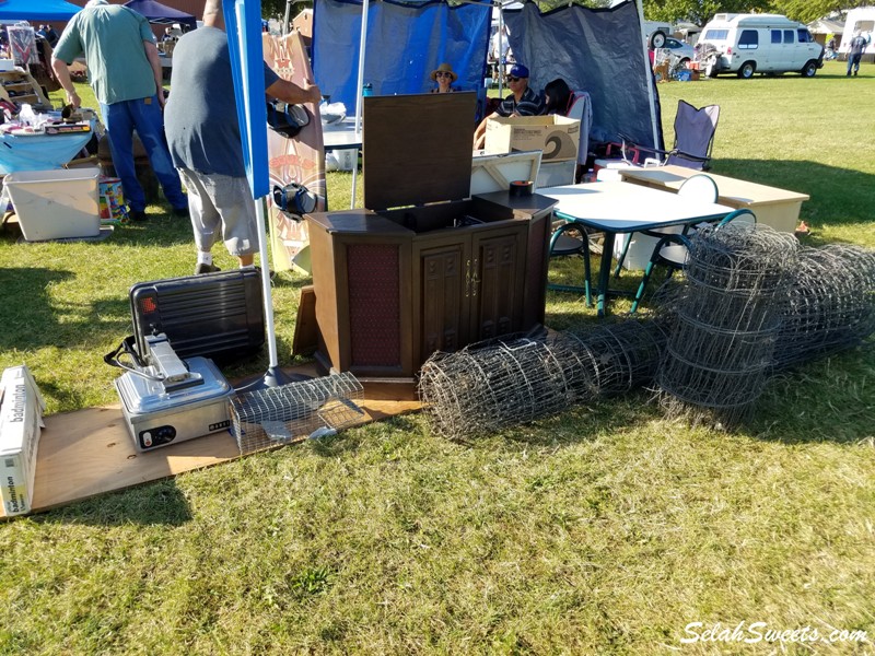 Kennewick Giant Swap Meet