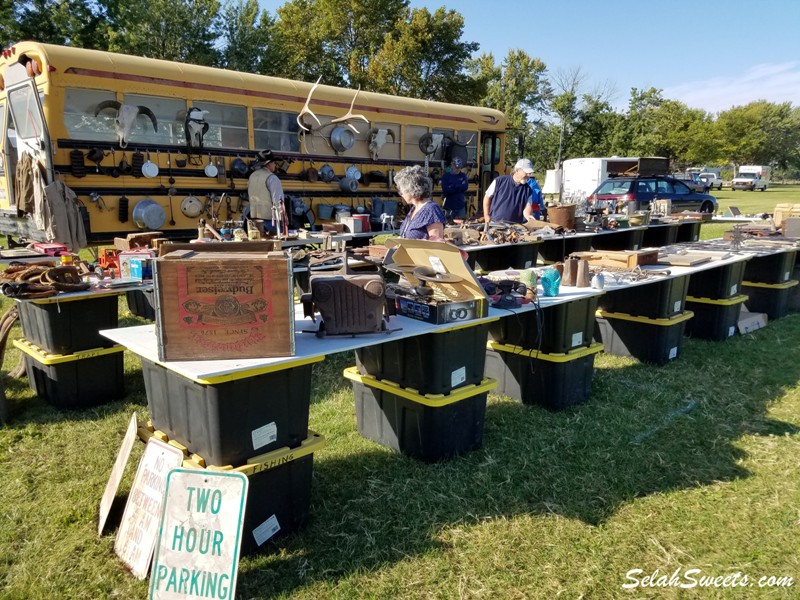 Kennewick Giant Swap Meet