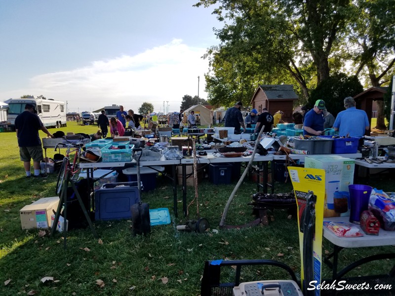 Kennewick Giant Swap Meet