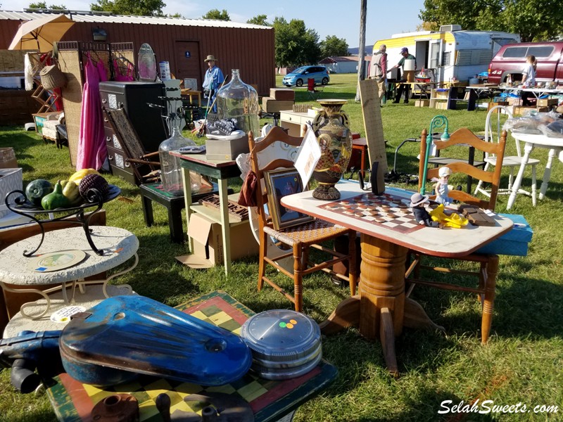 Kennewick Giant Swap Meet