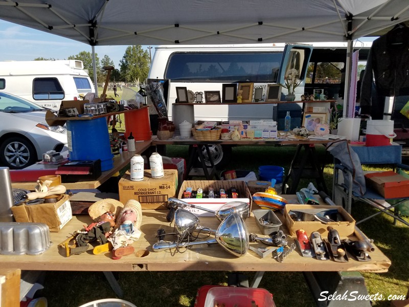 Kennewick Giant Swap Meet