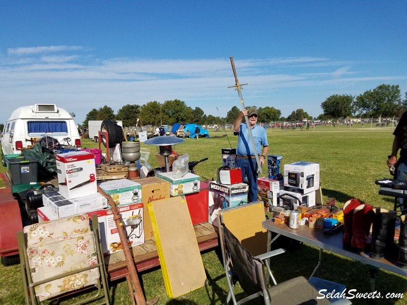 Kennewick Giant Swap Meet