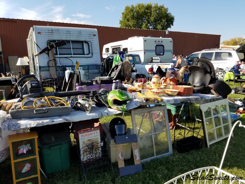 Kennewick Giant Swap Meet