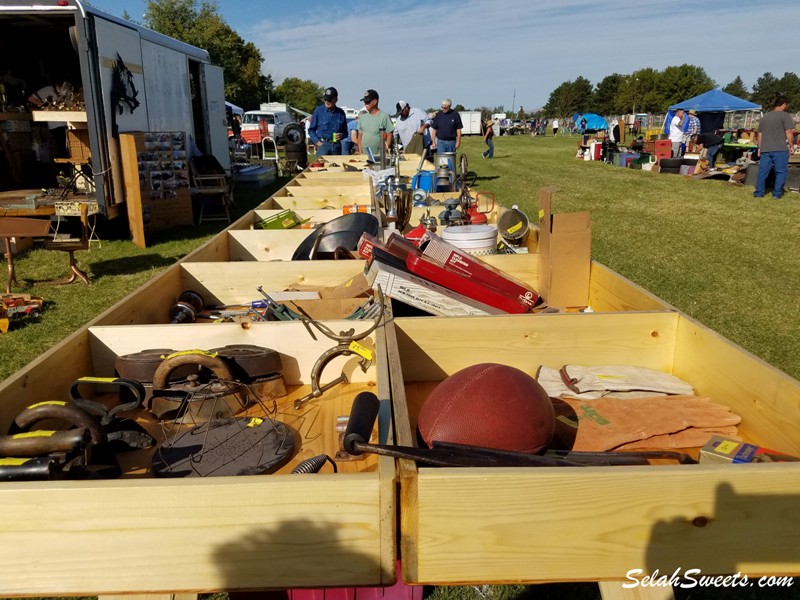 Kennewick Giant Swap Meet