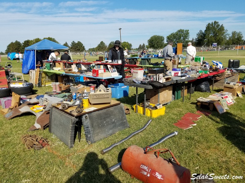 Kennewick Giant Swap Meet