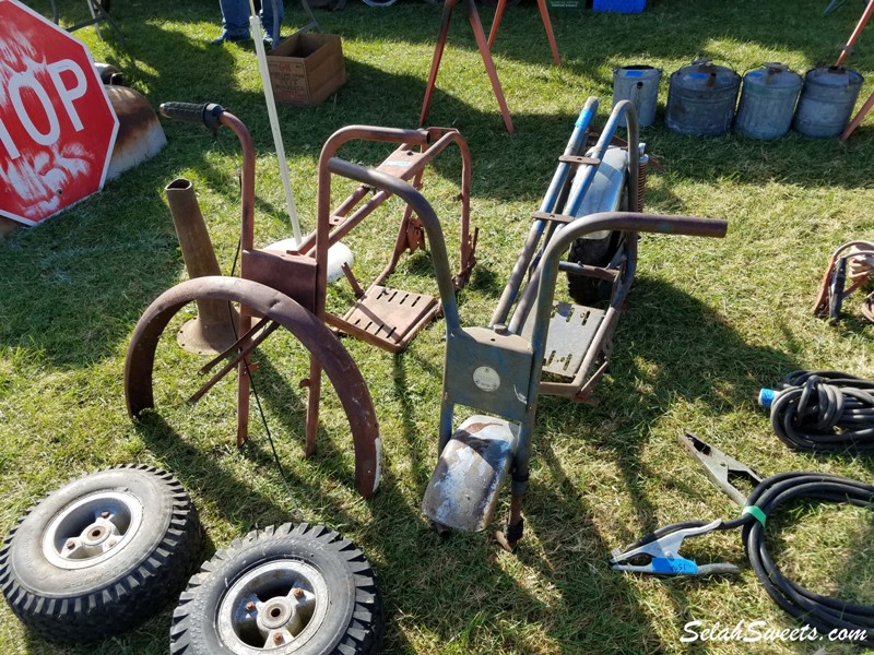 Kennewick Giant Swap Meet