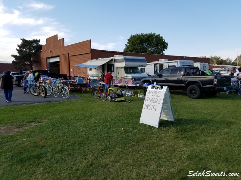 Kennewick Giant Swap Meet