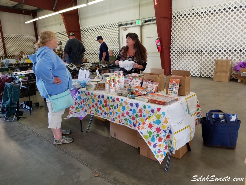 Kennewick Giant Swap Meet