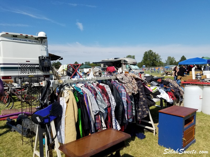 Kennewick Giant Swap Meet