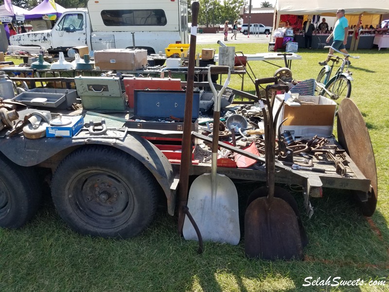 Kennewick Giant Swap Meet