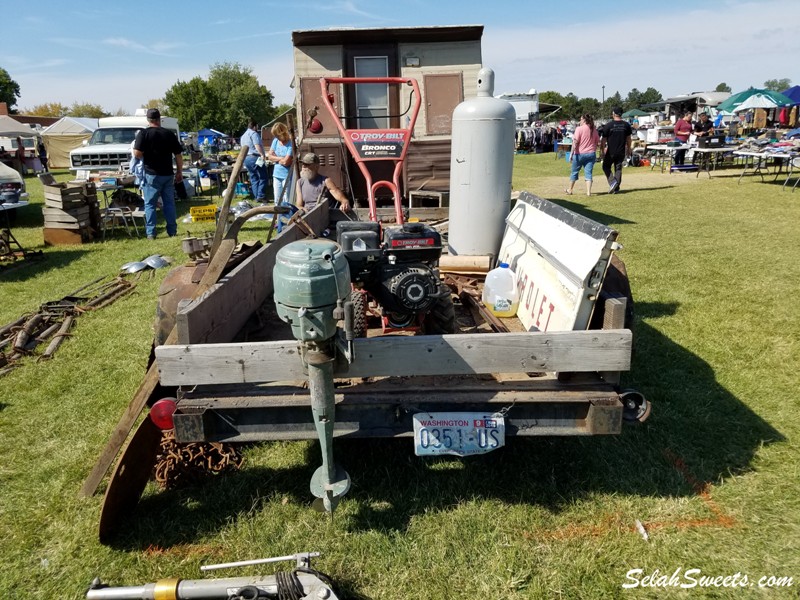 Kennewick Giant Swap Meet